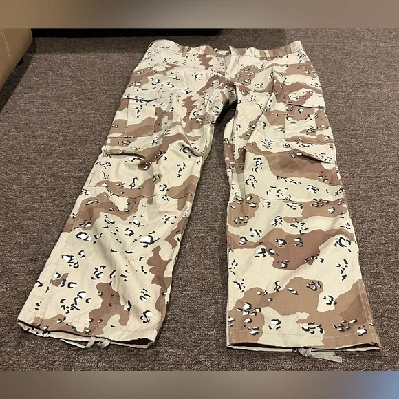 Rothco Desert Camo Cargo Pants - Picture 2 of 4